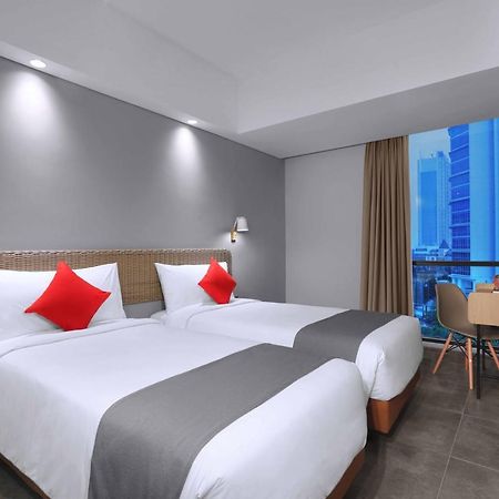 Neo Hotel Puri Indah Cakarta Dış mekan fotoğraf